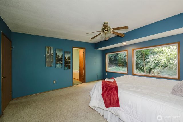 1551 SE Nylace Lane, Port Orchard, WA 98367