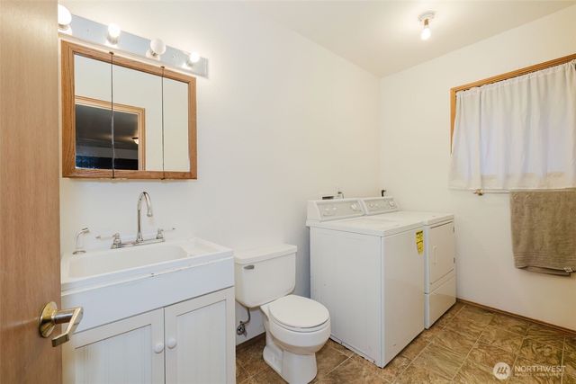 1551 SE Nylace Lane, Port Orchard, WA 98367
