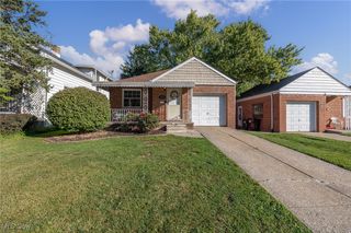 2446 Fortune Avenue, Parma, OH 44134