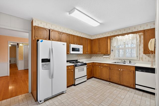 1010 Highway 14 W Highway, Landrum, SC 29356