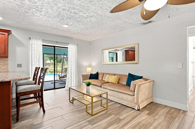 2526 SE Victory Avenue, Port St. Lucie, FL 34952