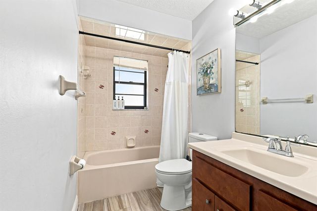 2526 SE Victory Avenue, Port St. Lucie, FL 34952