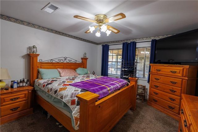 715 TANGLEWOOD Drive, Alexandria, LA 71301