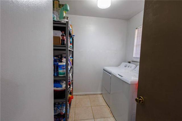 715 TANGLEWOOD Drive, Alexandria, LA 71301