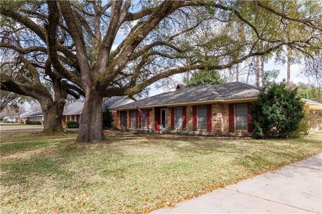 715 TANGLEWOOD Drive, Alexandria, LA 71301