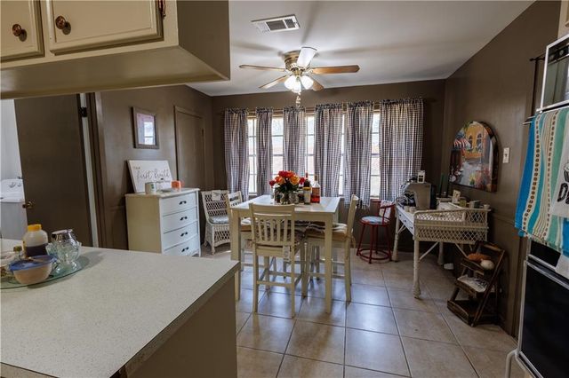 715 TANGLEWOOD Drive, Alexandria, LA 71301