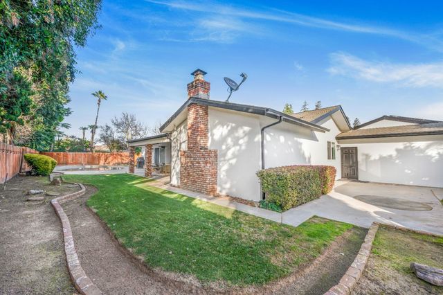 6769 N Hazel Avenue, Fresno, CA 93711