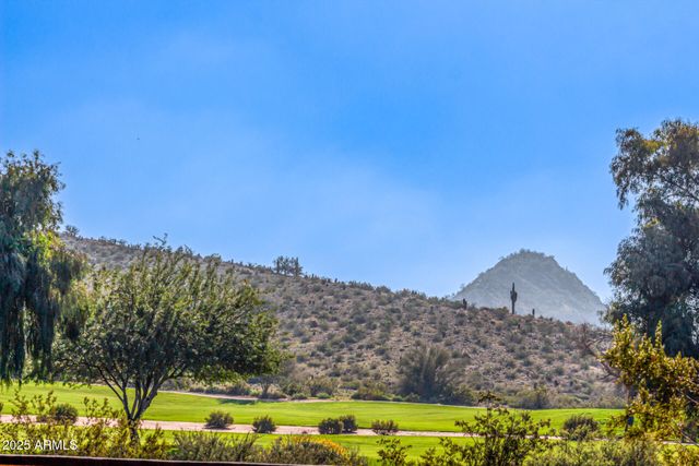 821 E JOAN D ARC Avenue, Phoenix, AZ 85022