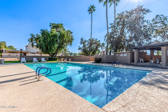 821 E JOAN D ARC Avenue, Phoenix, AZ 85022