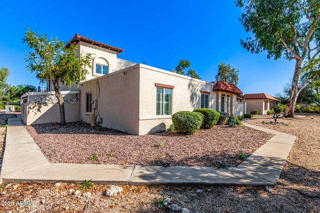 821 E JOAN D ARC Avenue, Phoenix, AZ 85022