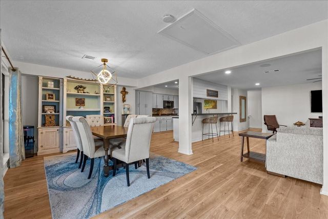 23 Harbor Lane, Kemah, TX 77565