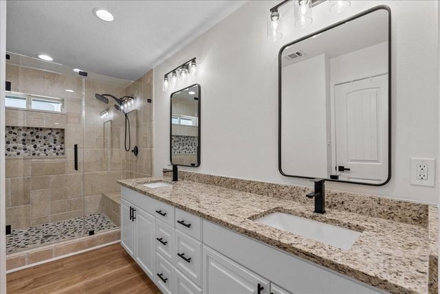 23 Harbor Lane, Kemah, TX 77565