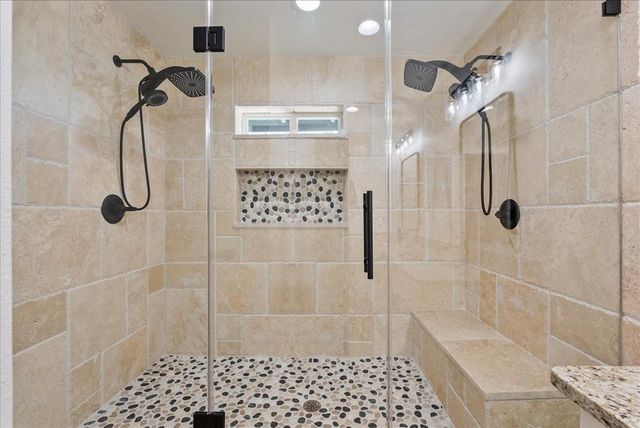 23 Harbor Lane, Kemah, TX 77565