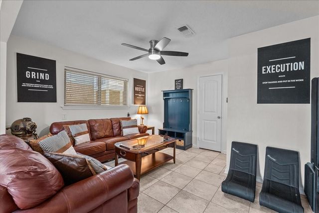 23 Harbor Lane, Kemah, TX 77565