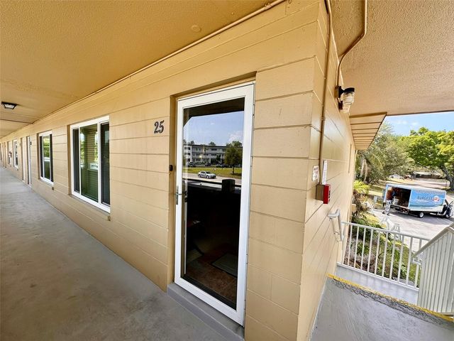 2000 WORLD PARKWAY BOULEVARD 25, Clearwater, FL 33763