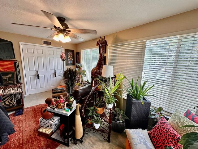 2000 WORLD PARKWAY BOULEVARD 25, Clearwater, FL 33763