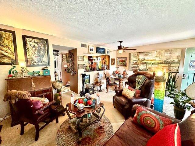 2000 WORLD PARKWAY BOULEVARD 25, Clearwater, FL 33763