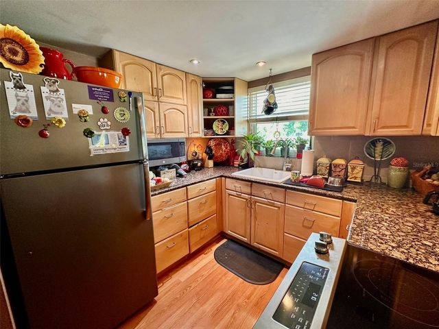 2000 WORLD PARKWAY BOULEVARD 25, Clearwater, FL 33763