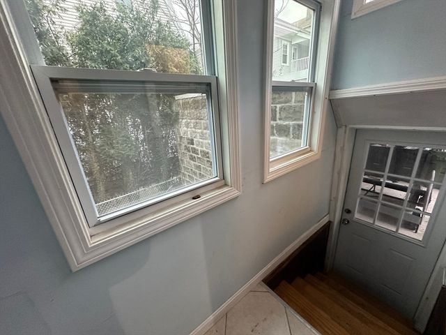 139 Langdon Ave 1, Watertown, MA 02472