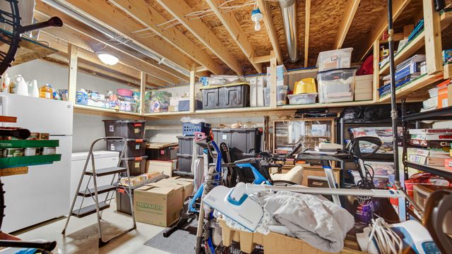 1168 Kinner Drive, Chesterton, IN 46304