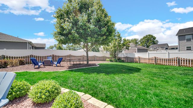 1168 Kinner Drive, Chesterton, IN 46304