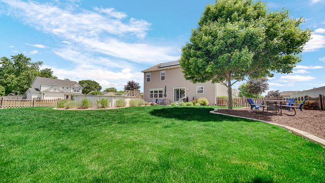 1168 Kinner Drive, Chesterton, IN 46304