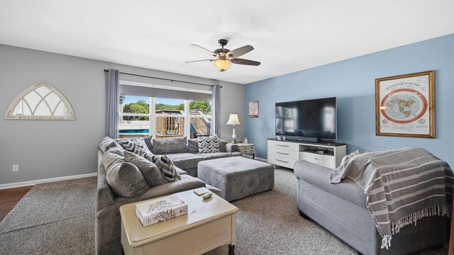 1168 Kinner Drive, Chesterton, IN 46304