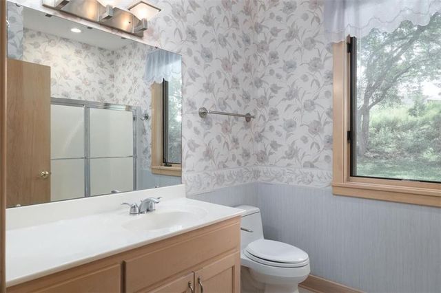 1825 Castle Pine Court, Lawrence, KS 66047