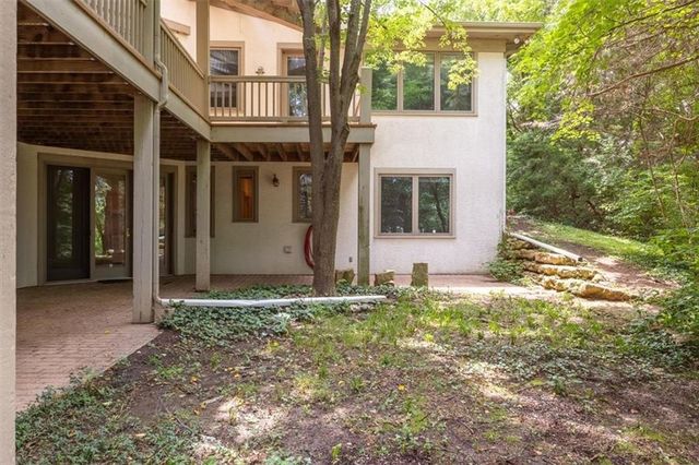1825 Castle Pine Court, Lawrence, KS 66047