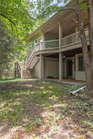1825 Castle Pine Court, Lawrence, KS 66047