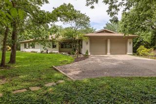 1825 Castle Pine Court, Lawrence, KS 66047