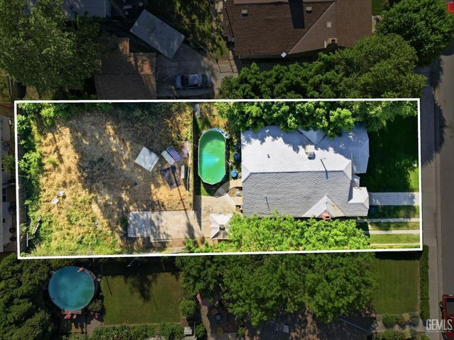 2001 Bank Street, Bakersfield, CA 93304