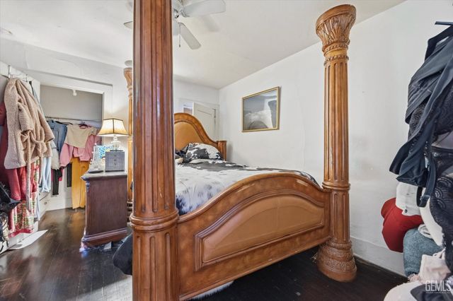 2001 Bank Street, Bakersfield, CA 93304