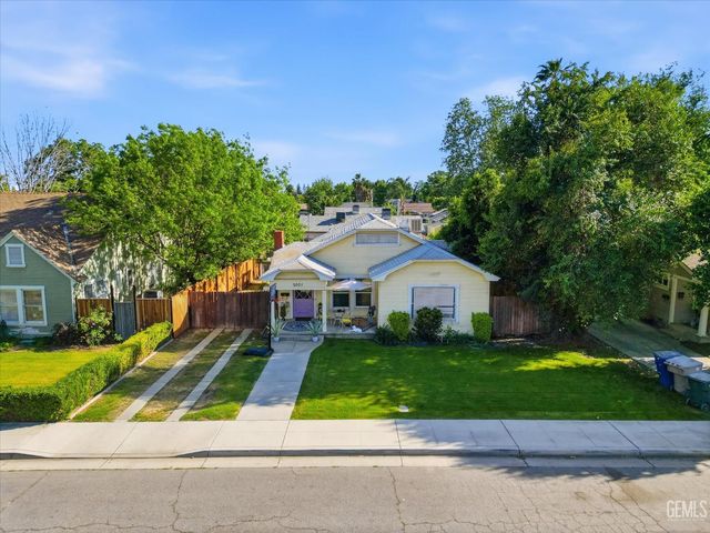 2001 Bank Street, Bakersfield, CA 93304