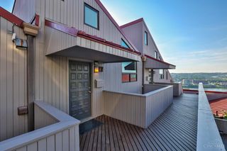 1040 Hatch Street, Cincinnati, OH 45202