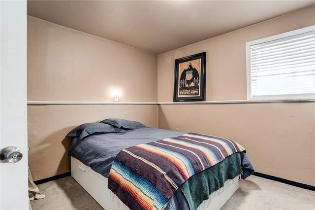 907 SPRUCE Drive, Greenwood, MO 64034