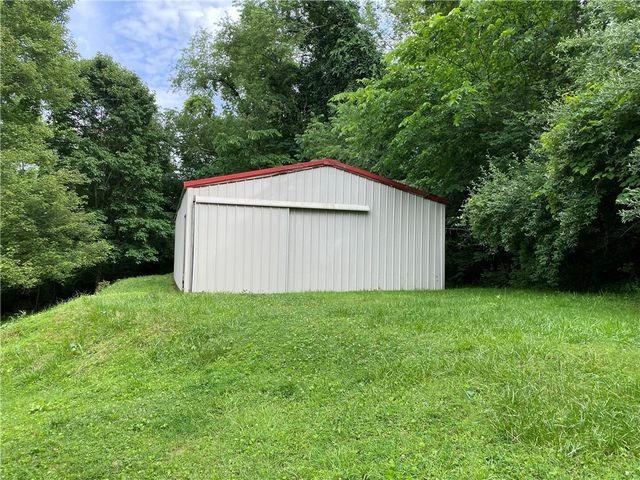 120 Alter Rd., Allegheny Twp, PA 15068