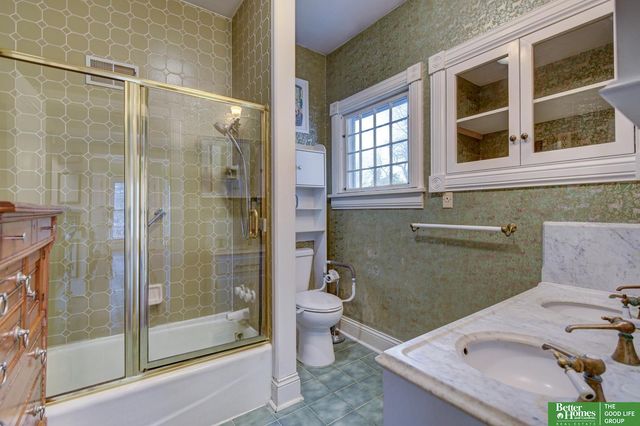 234 W 10th Street, Fremont, NE 68025