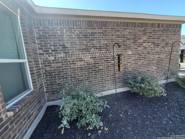 305 DAKOTA CRK, New Braunfels, TX 78130