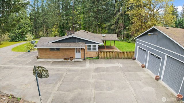 17920 SE Lake Holm Road, Auburn, WA 98092