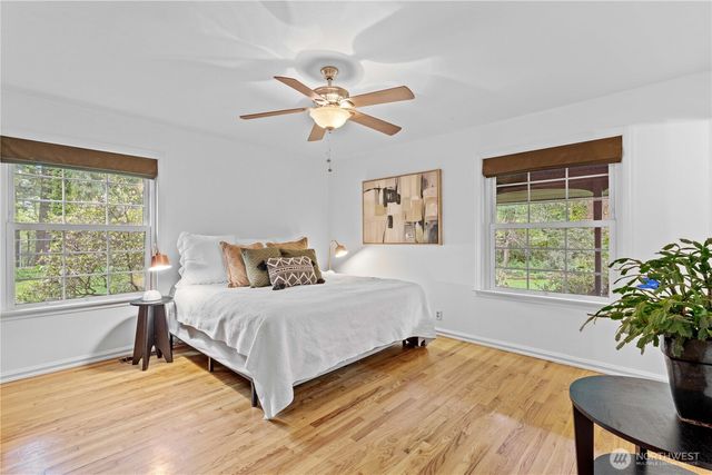 17920 SE Lake Holm Road, Auburn, WA 98092