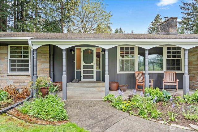 17920 SE Lake Holm Road, Auburn, WA 98092