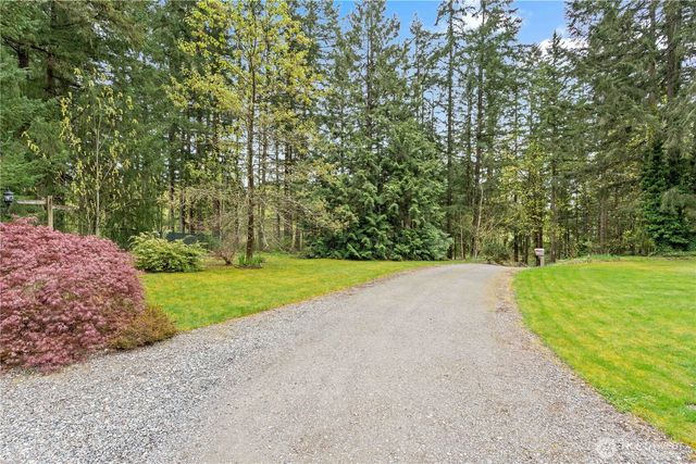 17920 SE Lake Holm Road, Auburn, WA 98092