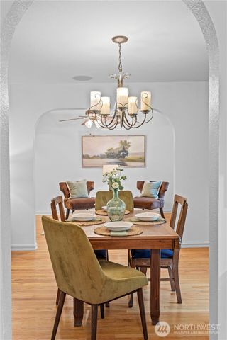 17920 SE Lake Holm Road, Auburn, WA 98092