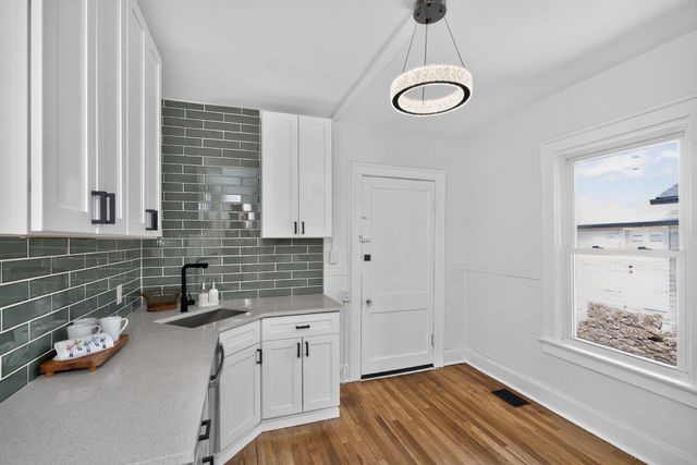 874 Angliana Avenue, Lexington, KY 40508