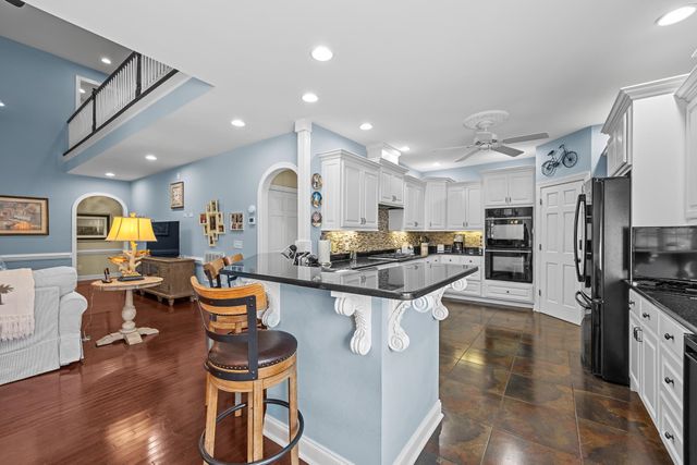 504 Sea Vista Ln., North Myrtle Beach, SC 29582