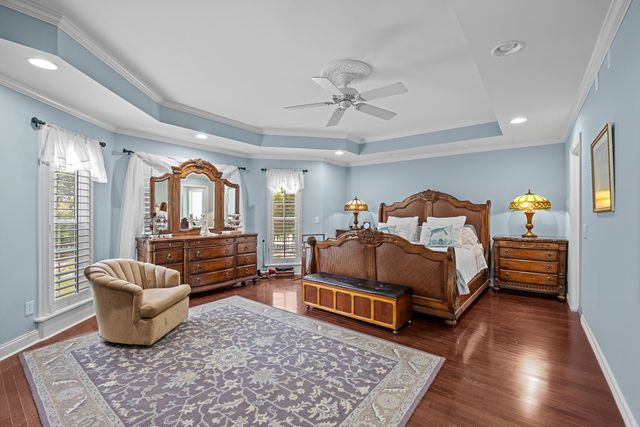 504 Sea Vista Ln., North Myrtle Beach, SC 29582
