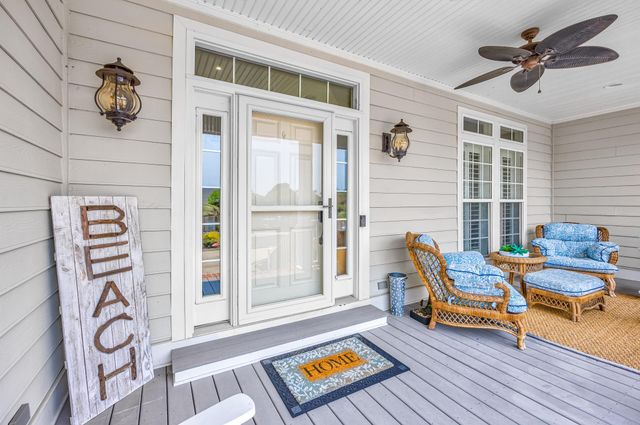 504 Sea Vista Ln., North Myrtle Beach, SC 29582
