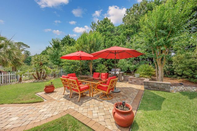 504 Sea Vista Ln., North Myrtle Beach, SC 29582