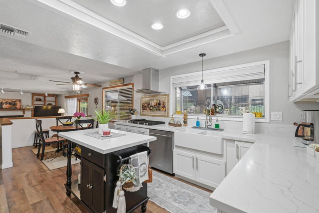 8359 Newbridge Way, Citrus Heights, CA 95610